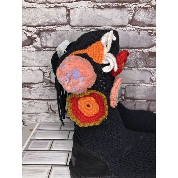 Ugg Australia Classic Floral Crochet Genuine Shearling Boots Women Sz 9M US/40EU - Picture 5 of 16